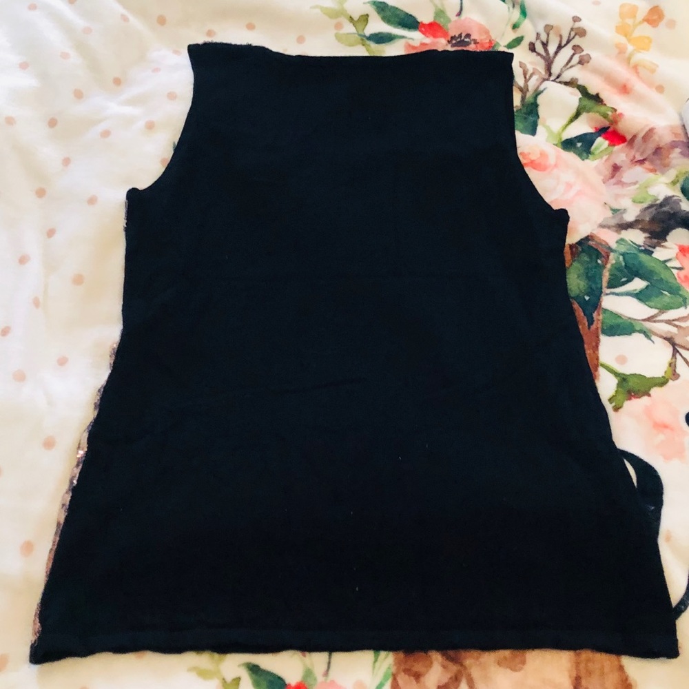 89th & Madison Sequin Sleeveless Top - Picture 2 of 5